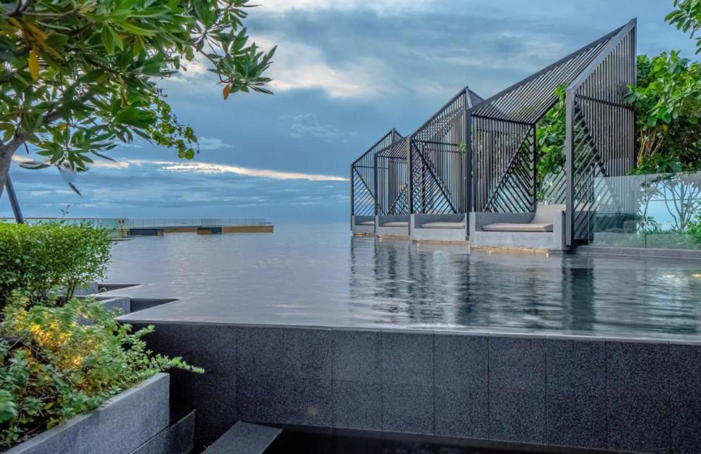 The Edge Central Pattaya Seaview With Infinity Pool & Free Netflix Esterno foto