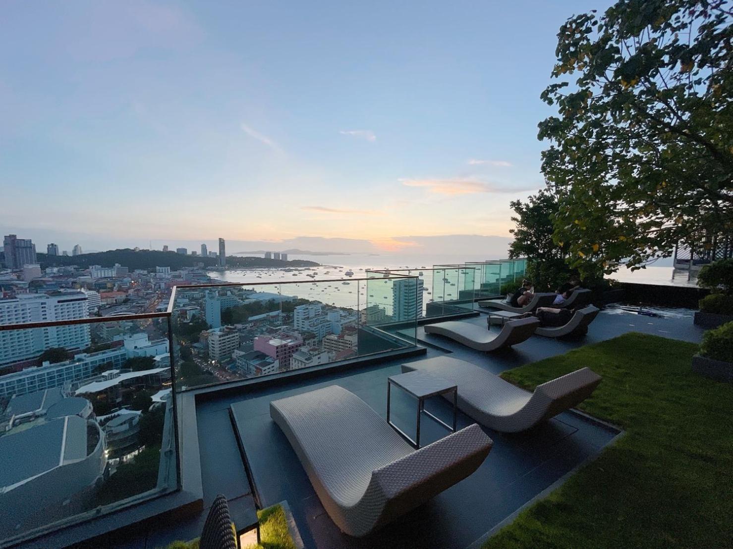 The Edge Central Pattaya Seaview With Infinity Pool & Free Netflix Esterno foto